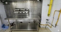 Four Chain Hotel (D14), Retail #627351881